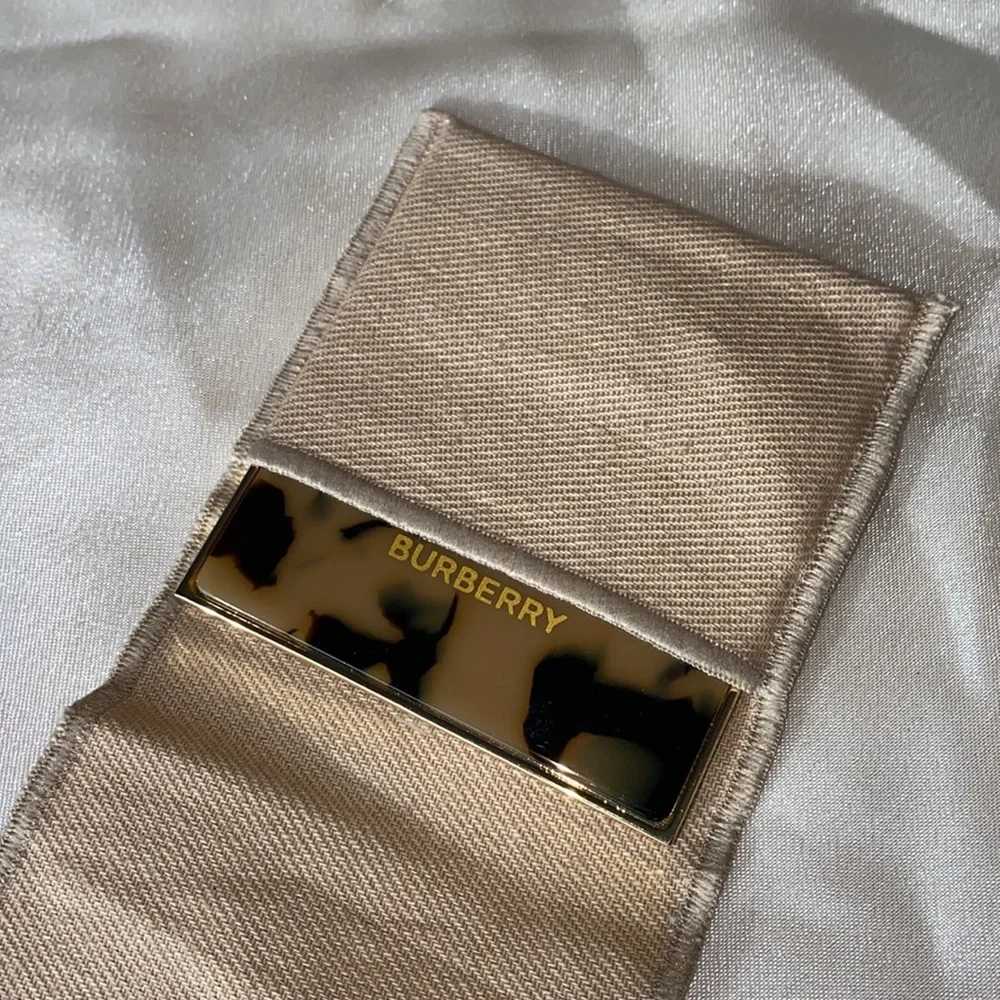 BURBERRY NEW/Sealed🔥”EXOTIC” LOGO Compact mirror with Dust Bag!🔥Brass & Epoxy!🎁 - Picture 7 of 7